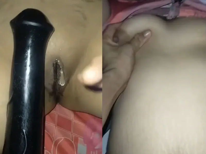 Ghệ xinh tươi vú to bướm múp móc lồn bằng sextoy cực sướng
